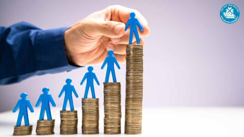 Mức lương ngành quản trị kinh doanh và triển vọng thăng tiến