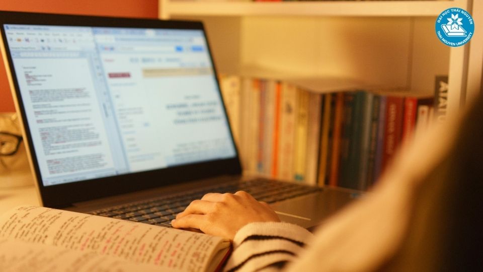 Văn bằng 2 nghĩa là gì?