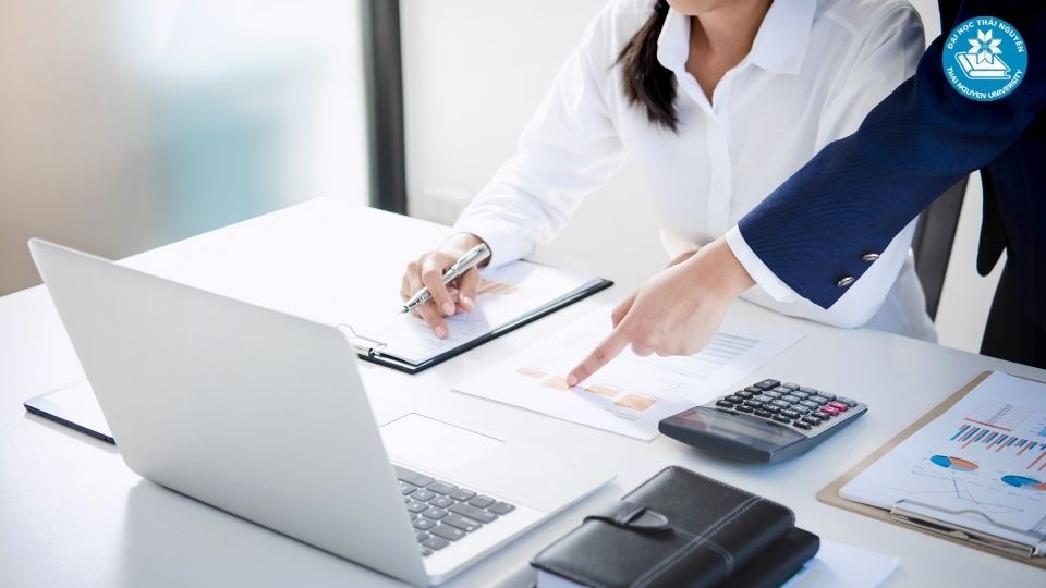 Hướng dẫn áp dụng các quy định kế toán vào thực tế quản lý dòng tiền