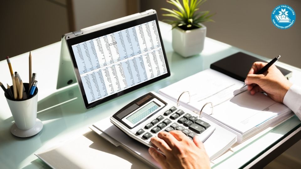 Những kỹ năng và chứng chỉ cần bổ sung để làm việc trong ngành ngân hàng