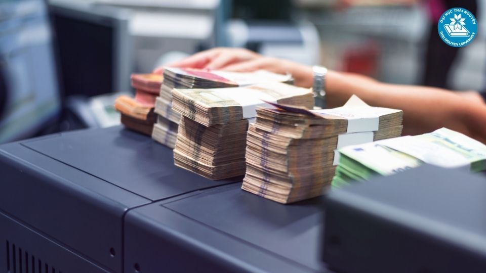 Mức lương ngành tài chính ngân hàng theo từng vị trí