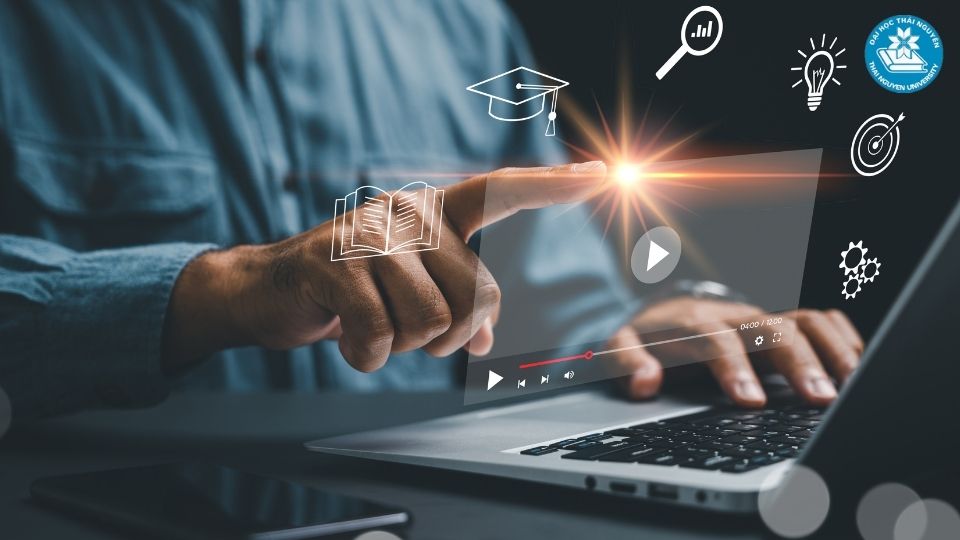 Ai nên học văn bằng thứ 2 quản trị kinh doanh online?