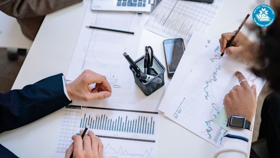 Học Quản trị kinh doanh cần tiếng Anh ở mức nào?